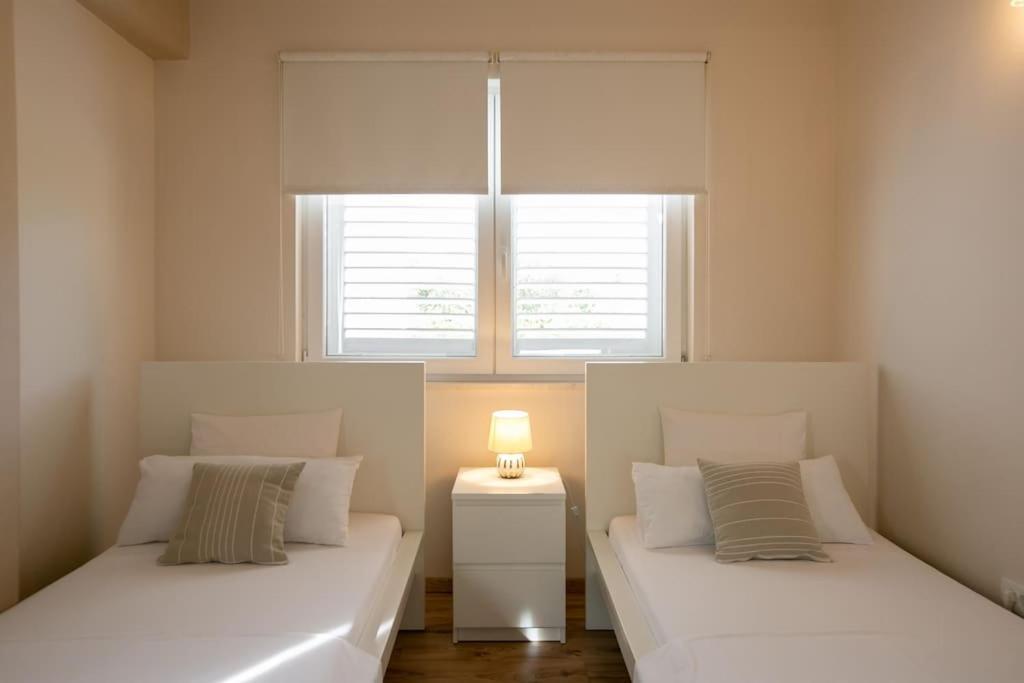 Villa Kora - Luxury Holiday Apartments Lumbarda Bagian luar foto