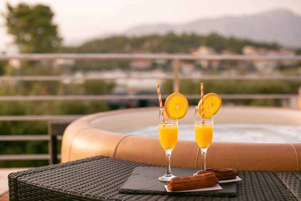 Villa Kora - Luxury Holiday Apartments Lumbarda Bagian luar foto