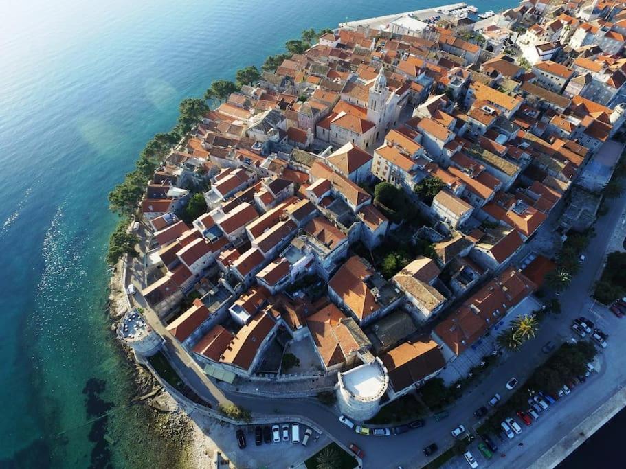 Villa Kora - Luxury Holiday Apartments Lumbarda Bagian luar foto